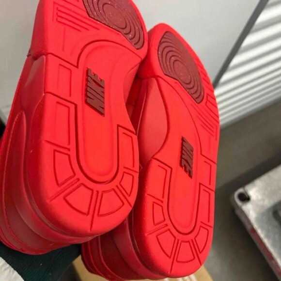 Nike Billie Eilish Air Alpha Force 88 SP Triple Red Dz6763600 Men size 9 New - Picture 8 of 9